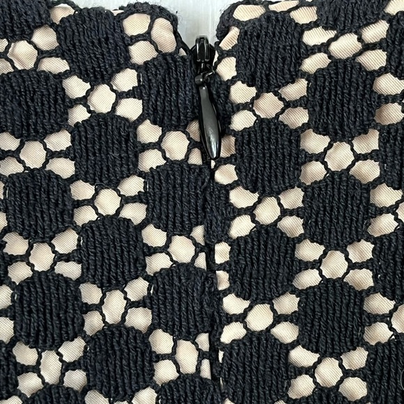 Milly of New York VINTAGE Black Crochet Dot Overlay Dress 4 Breakfast at Tiffany - Picture 8 of 16